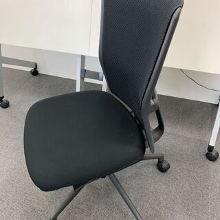 オフィス用家具・キャスター付きイス　黒　4脚セット