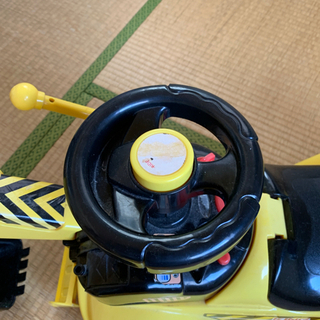 『予定者決まりました』おもちゃショベルカーの画像