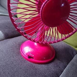 卓上扇風機の画像