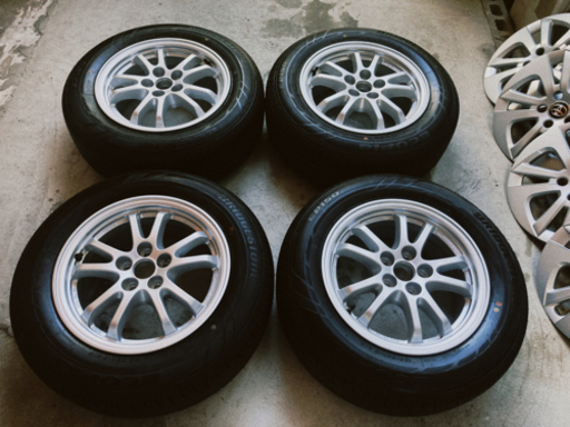 値下げしました　トヨタ　プリウス　純正ホイール　15インチ　新車外し イボ有り　ブリヂストン　195/65R15