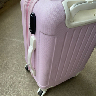 機内持ち込み可能　スーツケース　拡張機能付きの画像