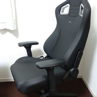 noblechairs EPIC BLACK EDITIONの画像