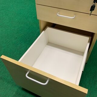 中古 H600 木製３段ワゴン　鍵付き　龍ヶ崎倉庫の画像