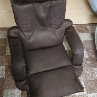 肘掛け付きリクライニング座椅子