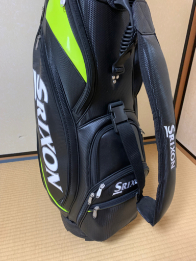 【購入者決定】スリクソン　ゴルフバッグ【美品！】&ゴルフボール、クラブ