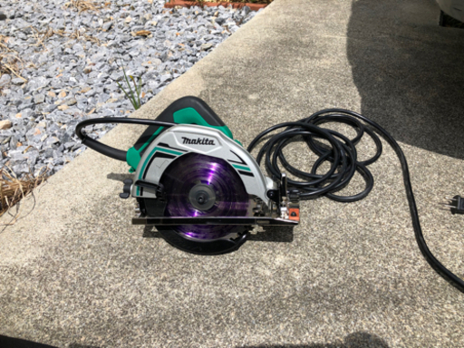 マキタ　電動マルノコ　M565 ほぼ新品