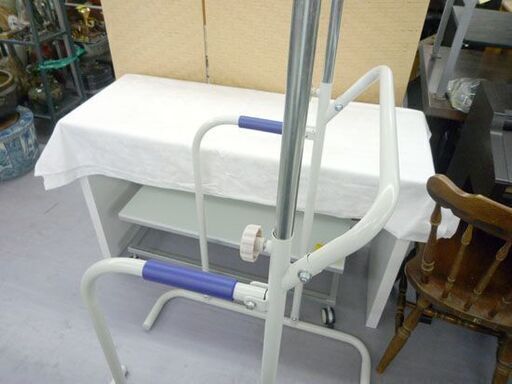 ぶら下がり健康器具 高さ170～210ｃｍ 懸垂 筋トレ 高さ調節可 札幌市手稲区