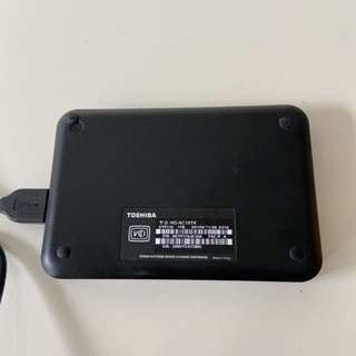 東芝 ポータブルハードディスク HD-AC10TK 1TBの画像