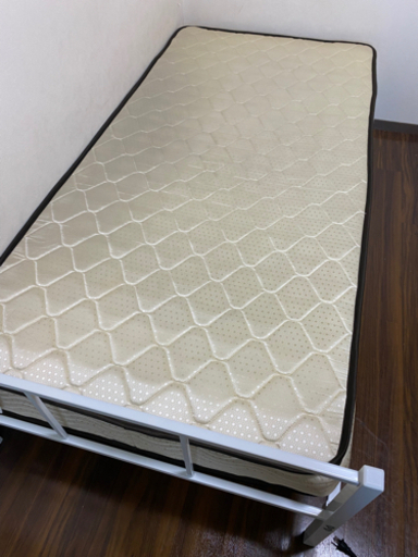 シングルベッド