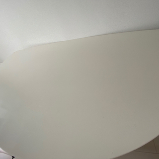 ダイニングテーブルの画像