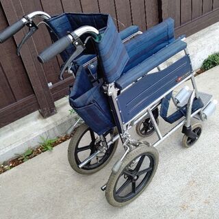 車椅子 介護車の画像