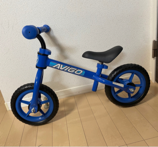 新品同様　バランスバイク