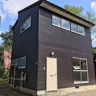 リフォームで綺麗になりました。屋根・壁は塗装済です。