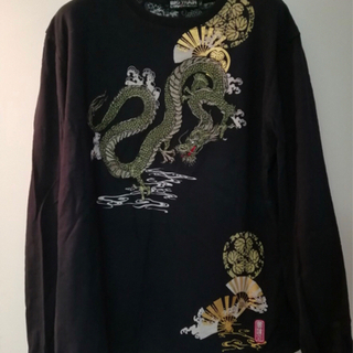 匿名配送❗️美品ドラゴン プルオーバー刺繍人気アイテムオシャレ品薄レア大活躍ブラックの画像