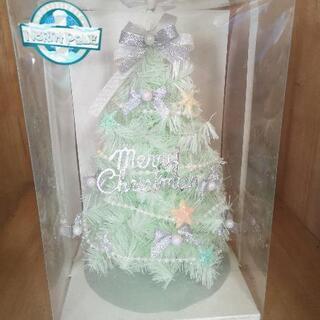 無料で差し上げます！小さいクリスマスツリー　ライトグリーンの画像