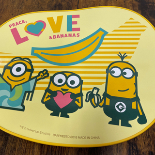 【9/20確約済み】【🤩新品🤩ミニオン🍌のミニ折りたたみテーブル...