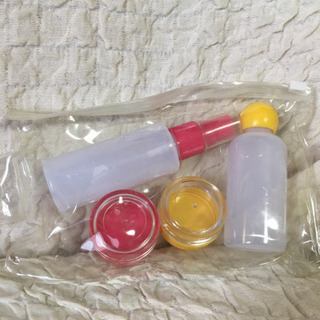 新品未使用☆アメニティーボトルセットの画像
