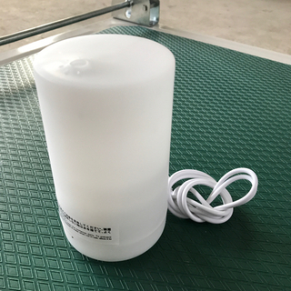 0915-013 アロマディフューザー　加湿器