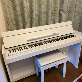 YAMAHA   電子ピアノの画像
