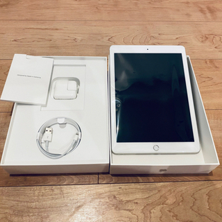値下げ✨かなり美品✨iPad 6th Generation  128GBの画像
