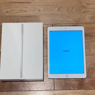 値下げ✨かなり美品✨iPad 6th Generation  1...