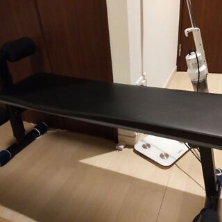 トレーニング用ベンチ、ダンベル、バーベルセット