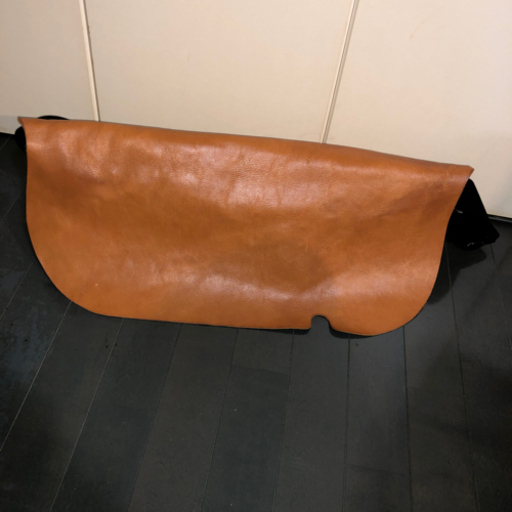 Uni&co レザーメッセンジャーバッグ