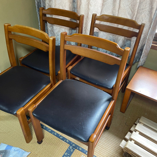 椅子4脚。ダイニングチェア 応接セット（ソファー2脚、テーブル1...