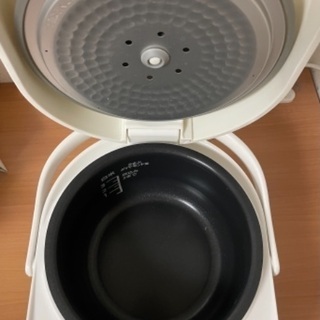 炊飯器 Panasonic 3合炊 一人暮らしの画像