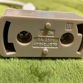 【11月SALE】天井照明器具をコンセント変換する器具。の画像