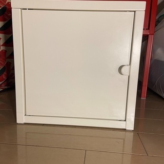 IKEA白いミニキャビネット