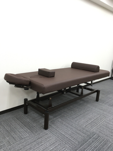 エステベッド　マッサージベッド　治療/アロマ