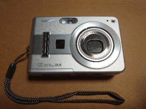 デジタルカメラ CASIO EXILIM EX-Z57