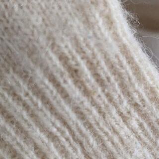 🎀Ｌサイズ・アイボリー色セーターの画像