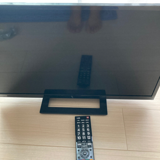 美品　テレビ19型