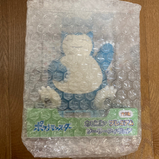 新品　カビゴンソーラーフィギュア