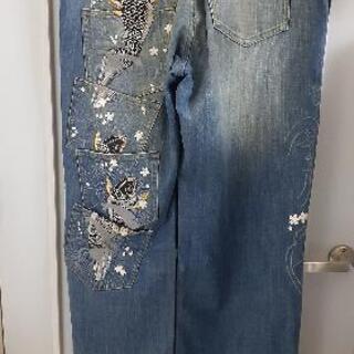 ウエストサイズ100　和柄ジーンズ　KARAKURI　大きいサイズの画像