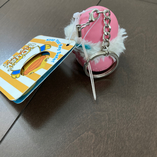 B duckキーホルダーの画像