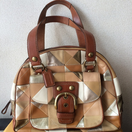 coach パッチワークレザーのバッグ