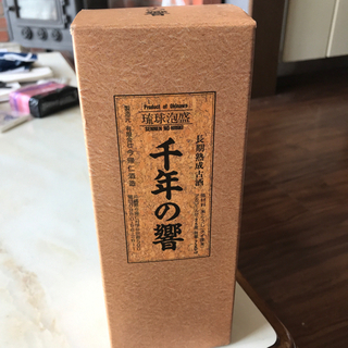お⤵️⤵️値引き沖縄　琉球泡盛　千年の響　長期熟成古酒　43度　...