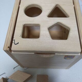 知育玩具　木の形合わせ【お取引中】の画像