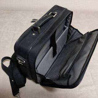 【最終値下げ】サムソナイト／Samsonite ビジネスバッグ（ブリーフケース）の画像