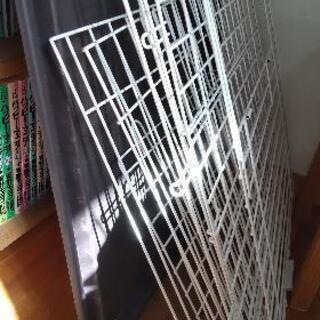 ペットケージ＋給水器の画像