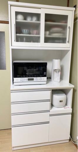 《ニトリ》大型 食器棚 白色 キッチンボード(レジューム 90TG-S WH/90SH-R WH) レンジ台