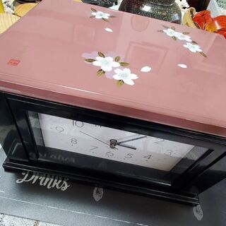 鏡と時計付きの小物入れです😊