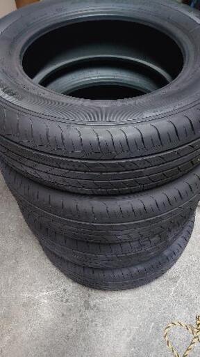 サマータイヤ バリ山 215/65R16