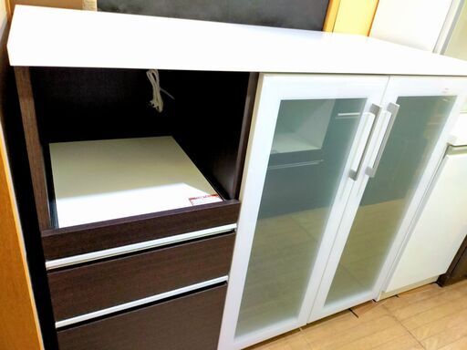 ニトリ キッチンカウンター 食器棚 幅約120cm 高さ101cm 収納 コンセント差込  口有り