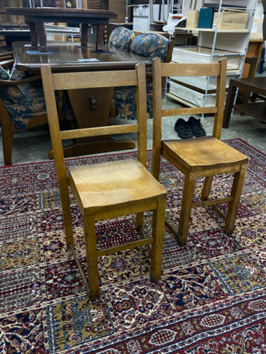 ミニサイズアンティークイス　2脚セット