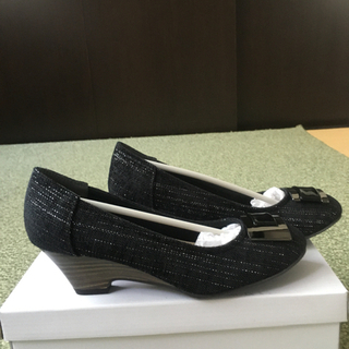 ウェッジソールパンプス Mサイズ（23cm）の画像