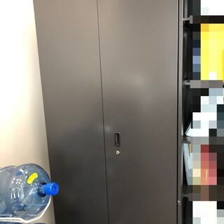 【ナンシー様ご予約】オフィス用家具・書類棚 黒 1台